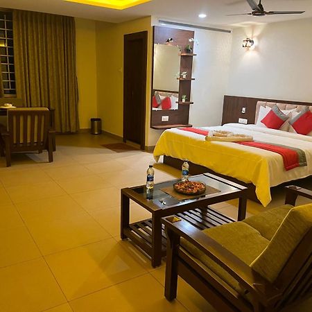 M R Residency Dharwad. Apartment Екстериор снимка