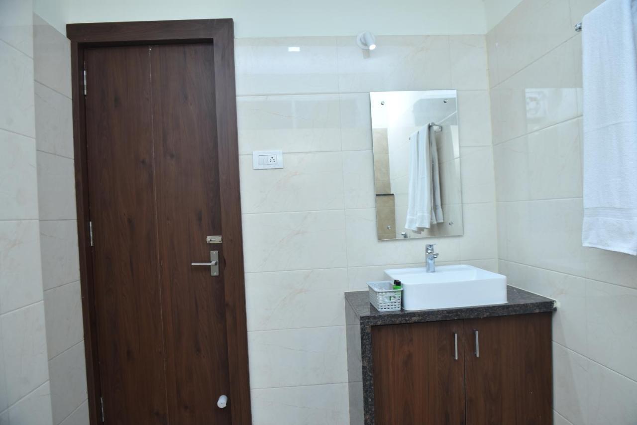 M R Residency Dharwad. Apartment Екстериор снимка