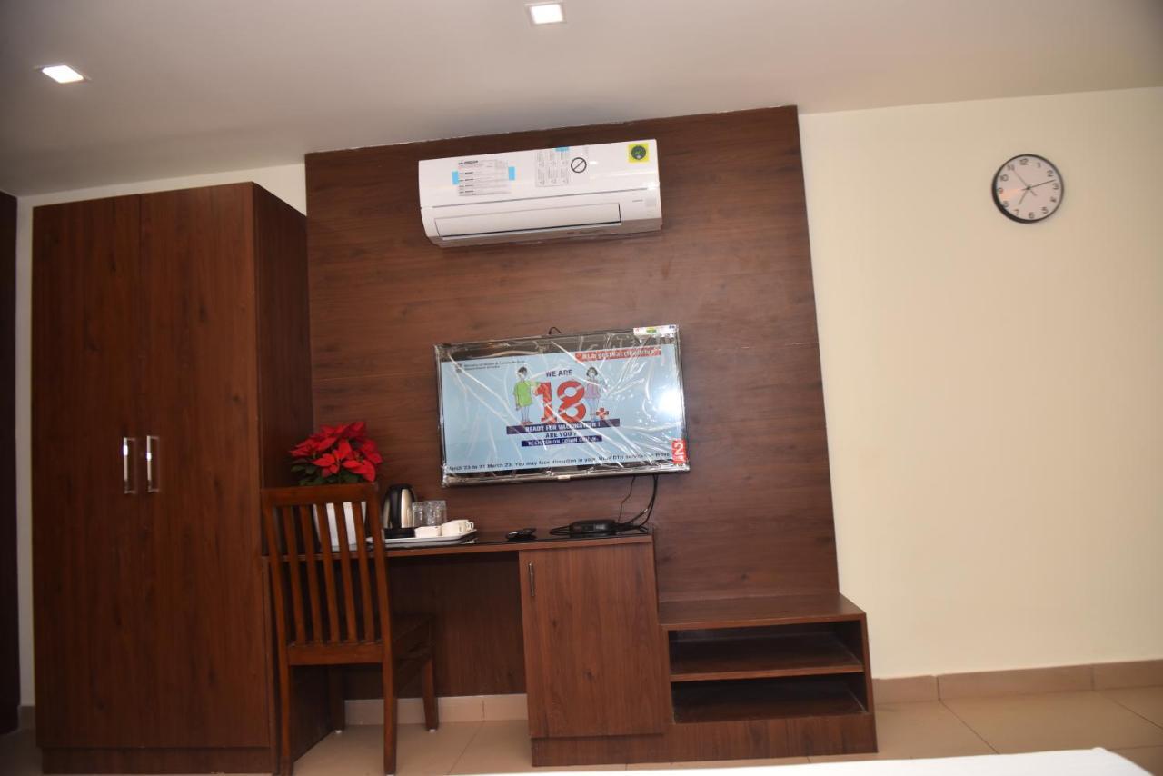 M R Residency Dharwad. Apartment Екстериор снимка