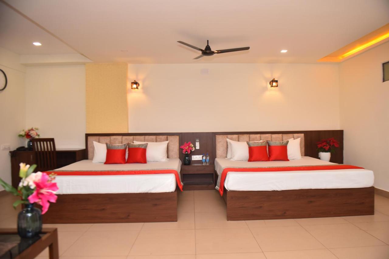 M R Residency Dharwad. Apartment Екстериор снимка