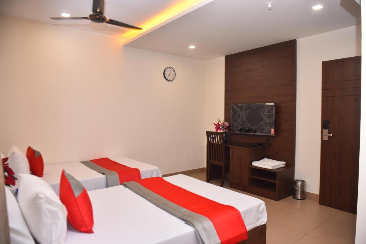 M R Residency Dharwad. Apartment Екстериор снимка