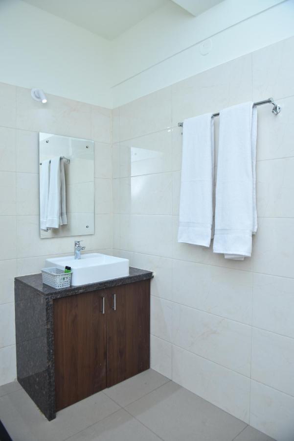 M R Residency Dharwad. Apartment Екстериор снимка